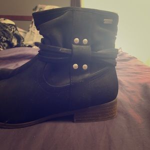 Roxy dress boot